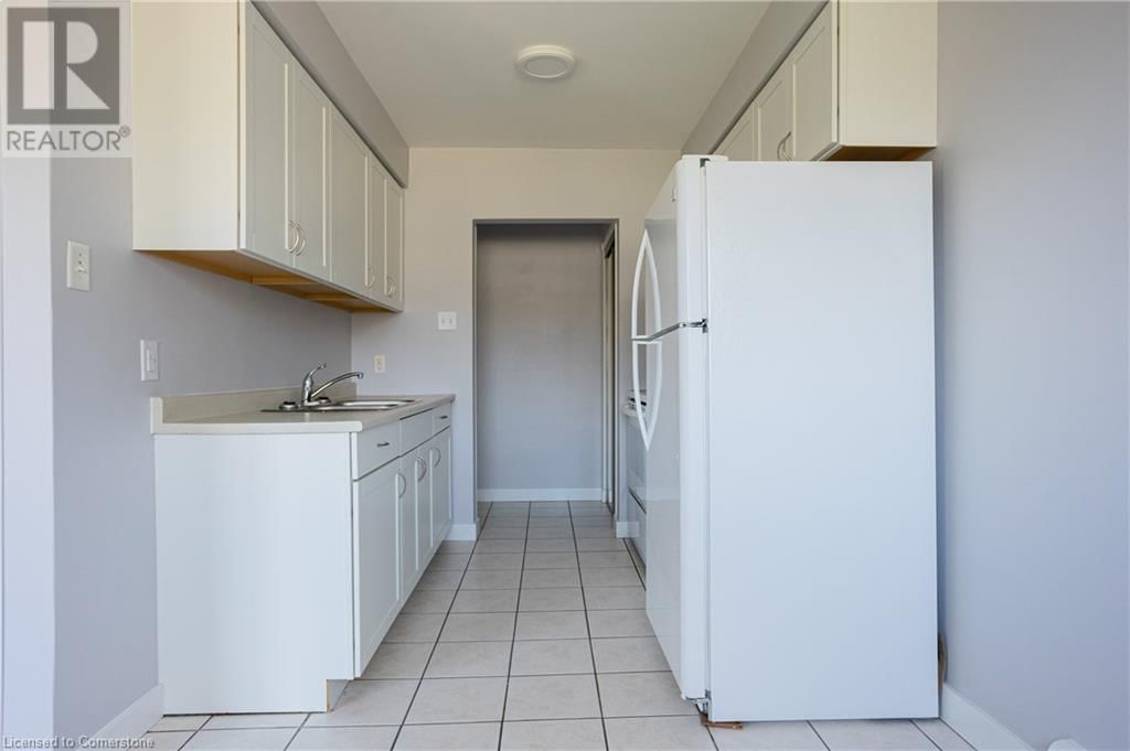 10 - 371 DALE CRESCENT Image 10