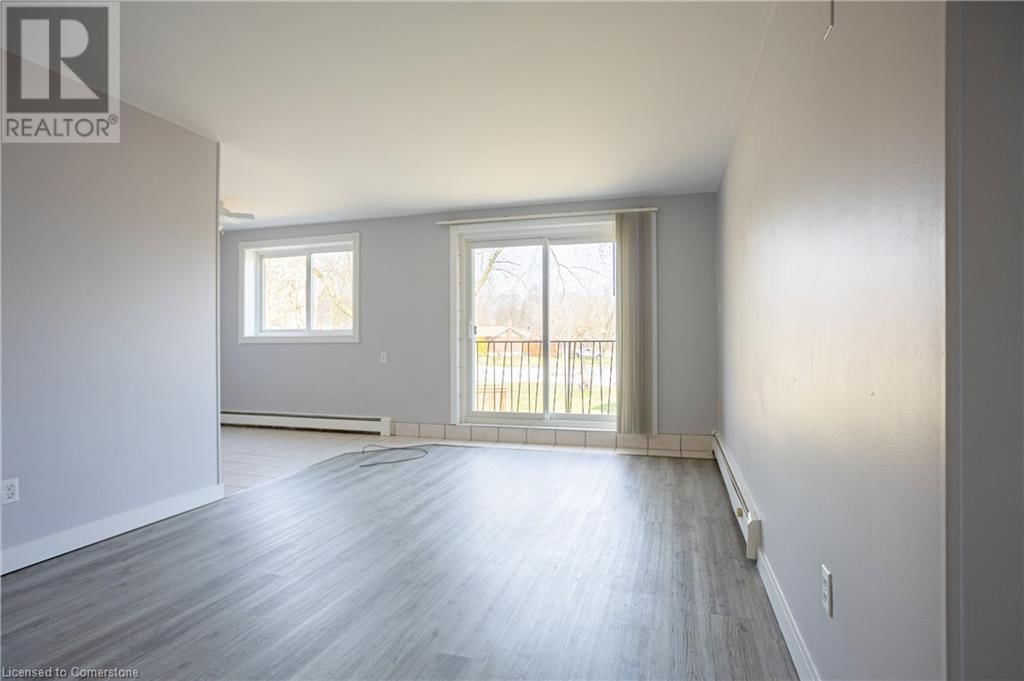 10 - 371 DALE CRESCENT Image 6