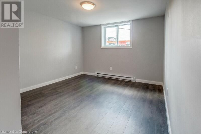 16 - 371 DALE CRESCENT Image 13