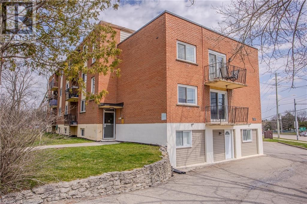 16 - 371 DALE CRESCENT Image 2
