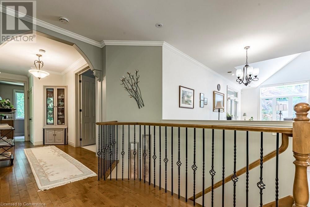 32 BROOKSIDE AVENUE Image 16