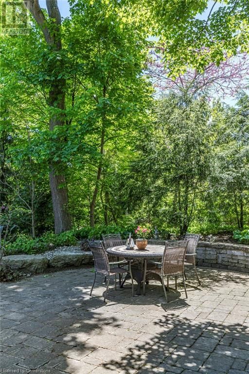 32 BROOKSIDE AVENUE Image 47
