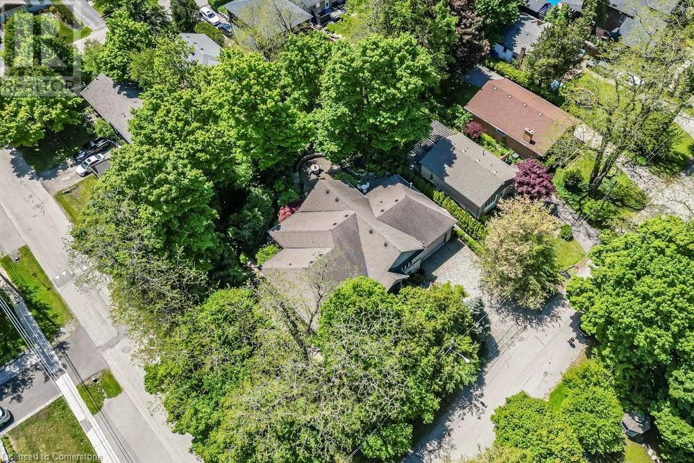 32 BROOKSIDE AVENUE Image 49