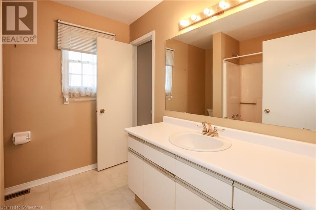 44 - 55 KERMAN AVENUE Image 11