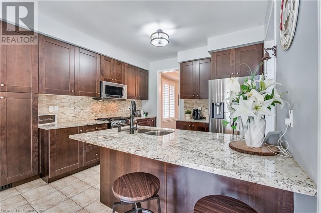 63 FOWLER DRIVE Image 7