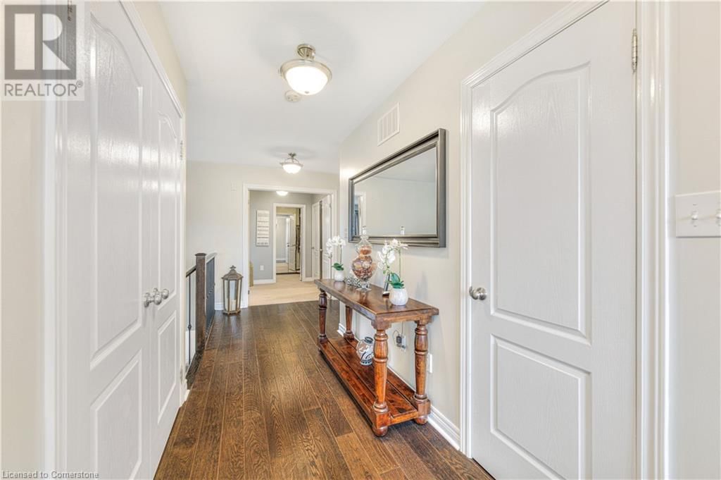 533 TERRINGTON CRESCENT Image 29