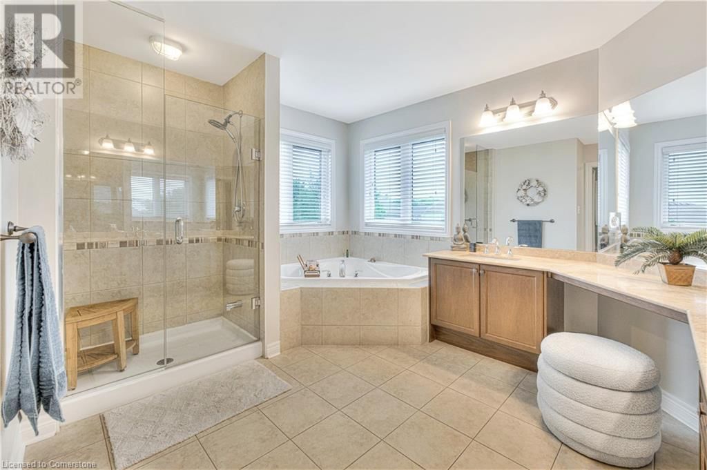 533 TERRINGTON CRESCENT Image 34