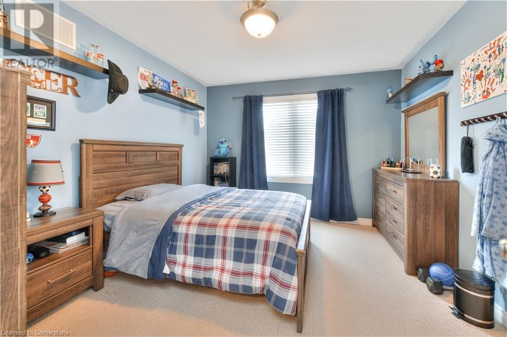 533 TERRINGTON CRESCENT Image 37