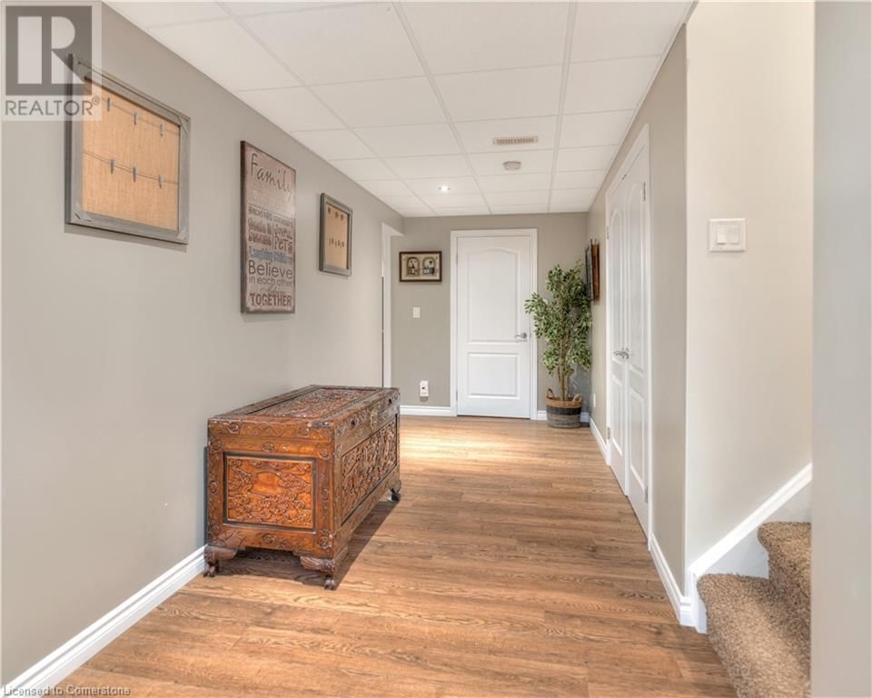 533 TERRINGTON CRESCENT Image 41
