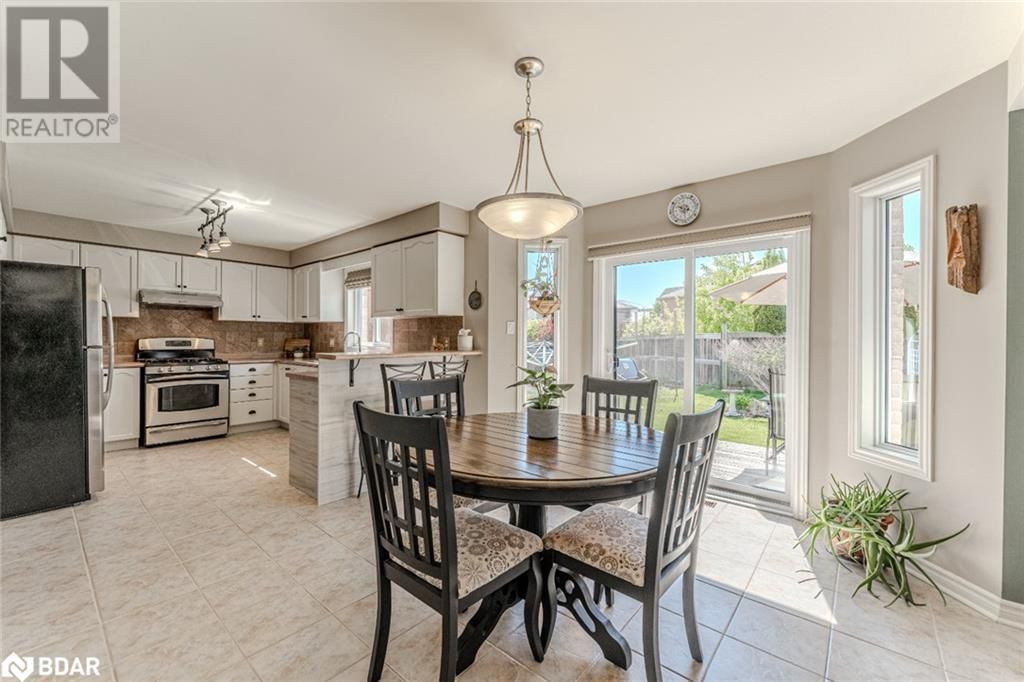 10 MCAVOY DRIVE Image 3