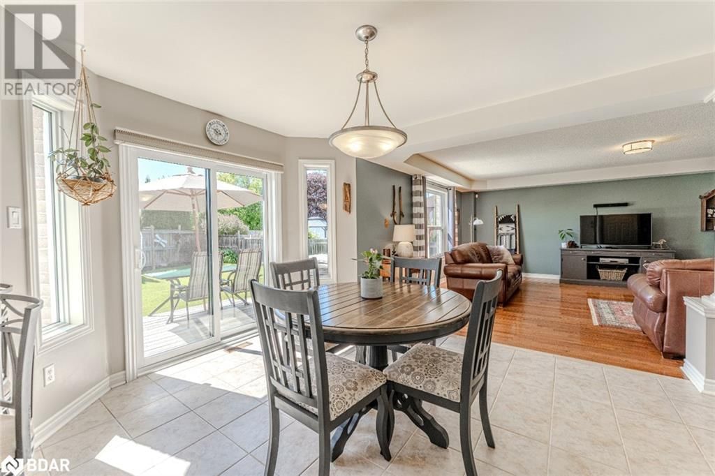 10 MCAVOY DRIVE Image 6