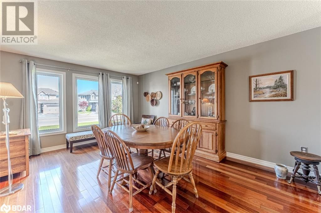 10 MCAVOY DRIVE Image 9