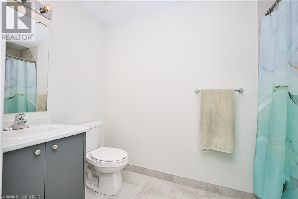 204 - 600 NORTH SERVICE ROAD Image 11