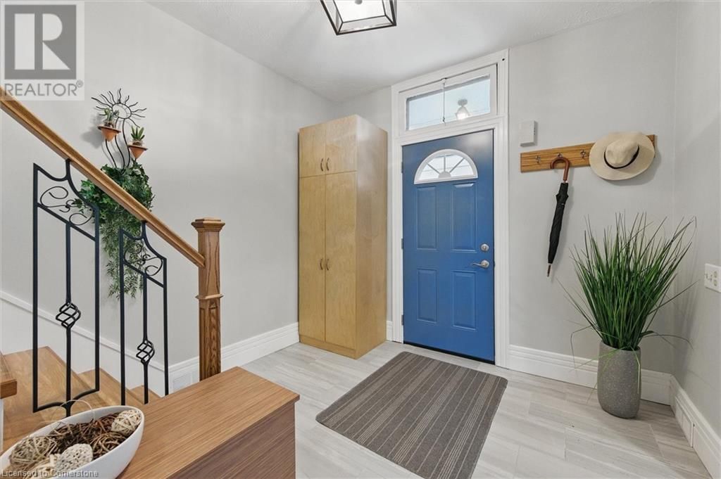 122 SANFORD AVENUE SOUTH Image 3