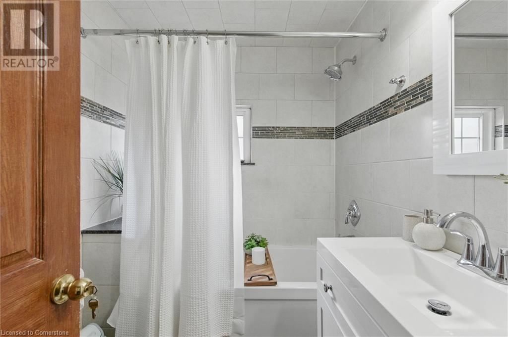 122 SANFORD AVENUE SOUTH Image 31