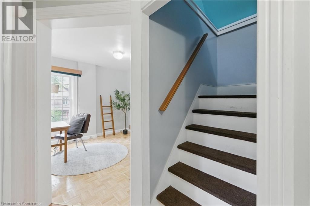 122 SANFORD AVENUE SOUTH Image 32