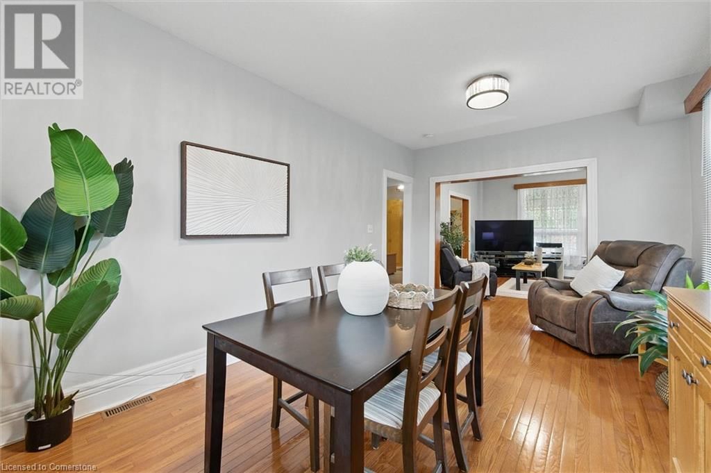 122 SANFORD AVENUE SOUTH Image 9