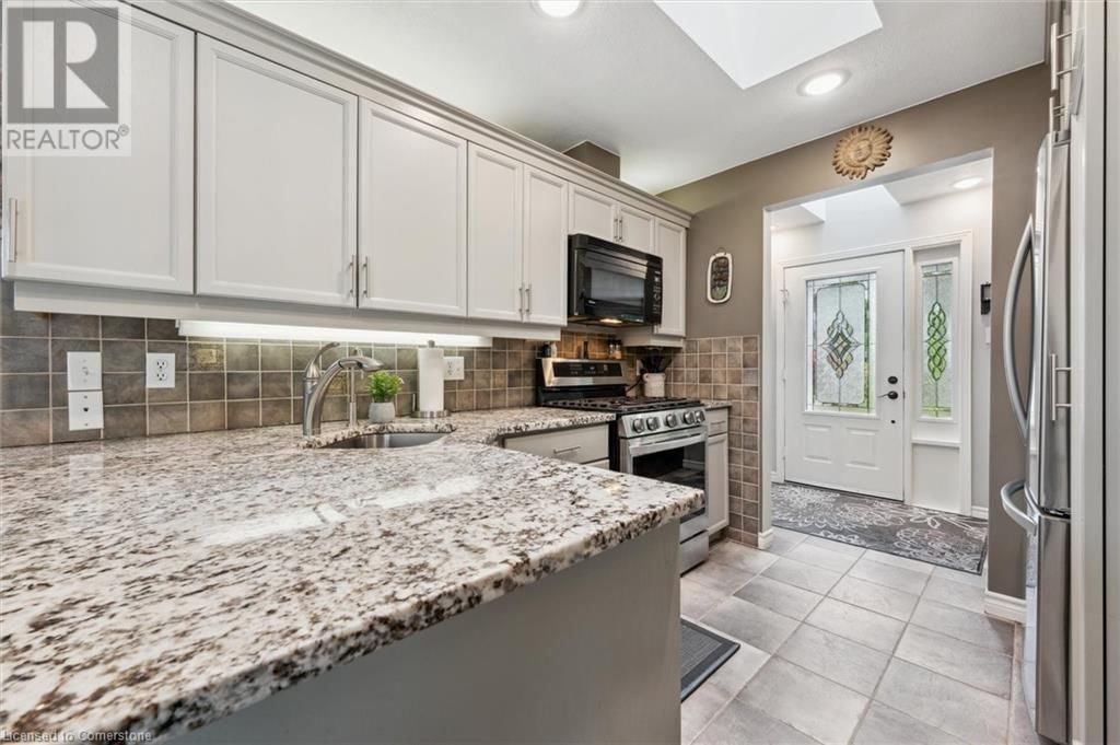 606 RUSTIC DRIVE Image 12