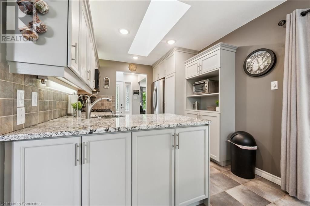 606 RUSTIC DRIVE Image 16