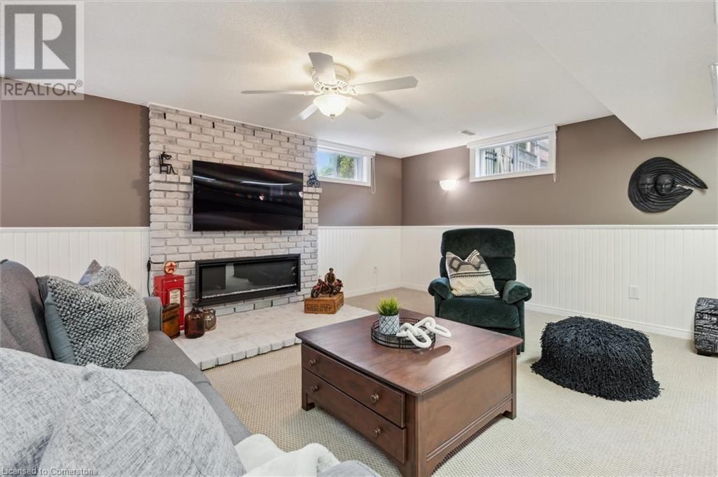 606 RUSTIC DRIVE Image 29