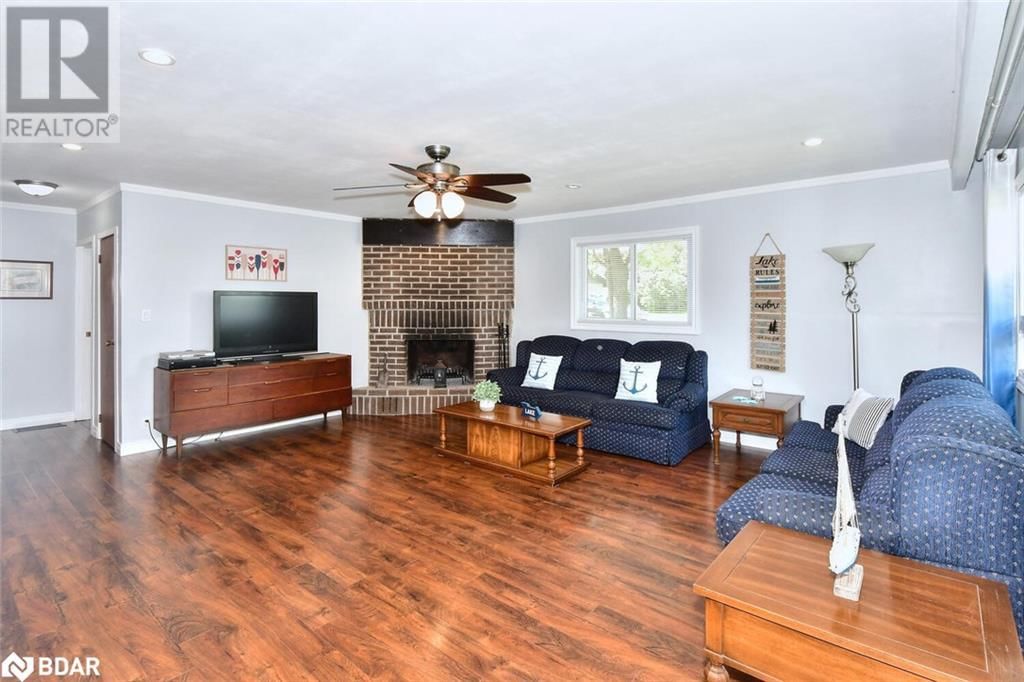 64 LANGS ROAD Image 9