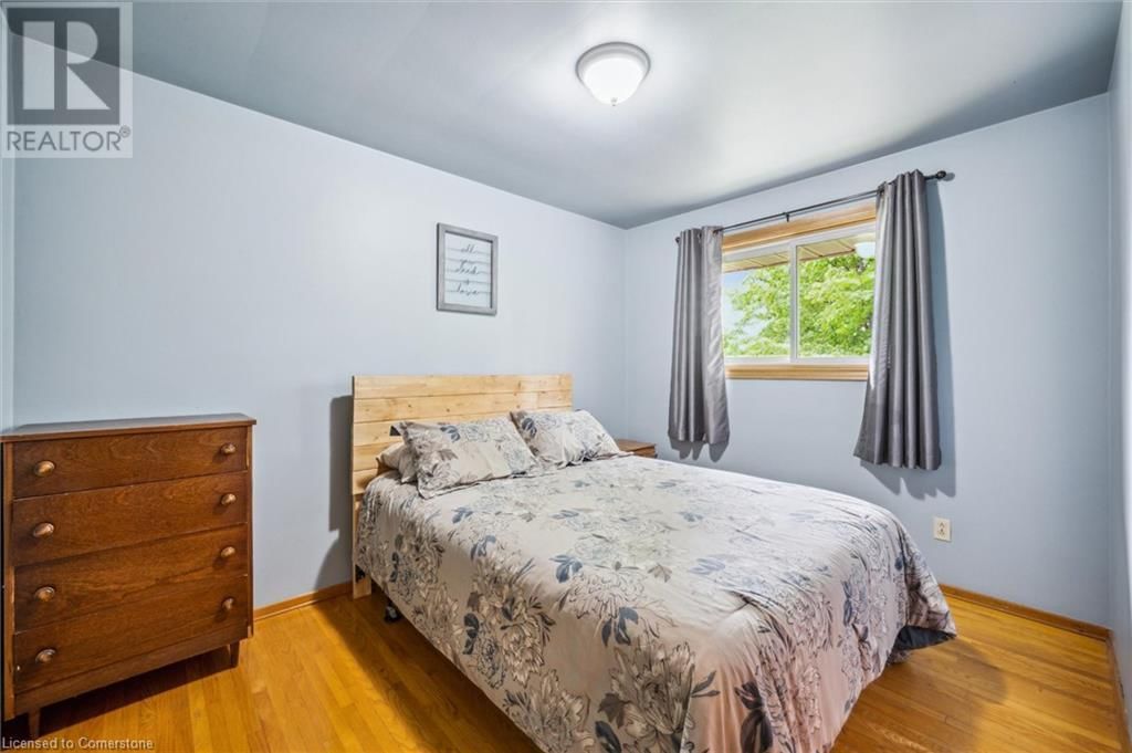 176 SEKURA STREET Image 16