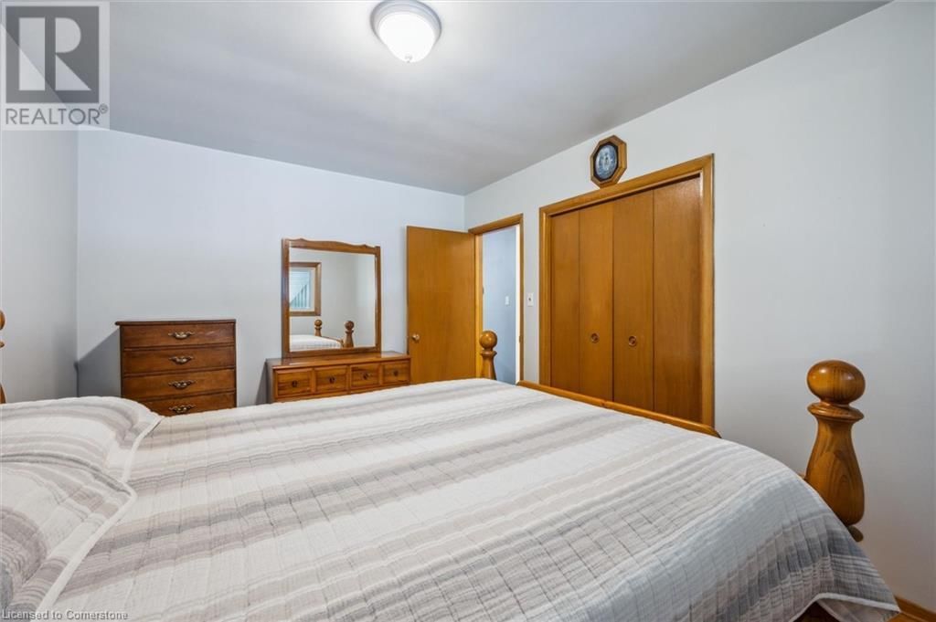 176 SEKURA STREET Image 19