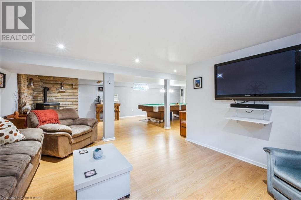 176 SEKURA STREET Image 25