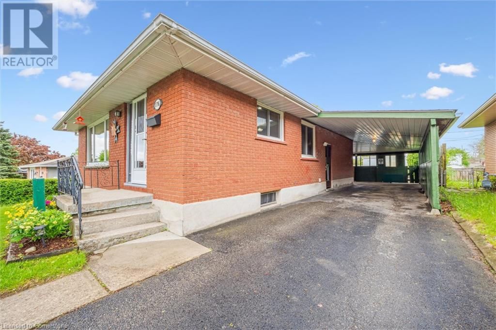 176 SEKURA STREET Image 28