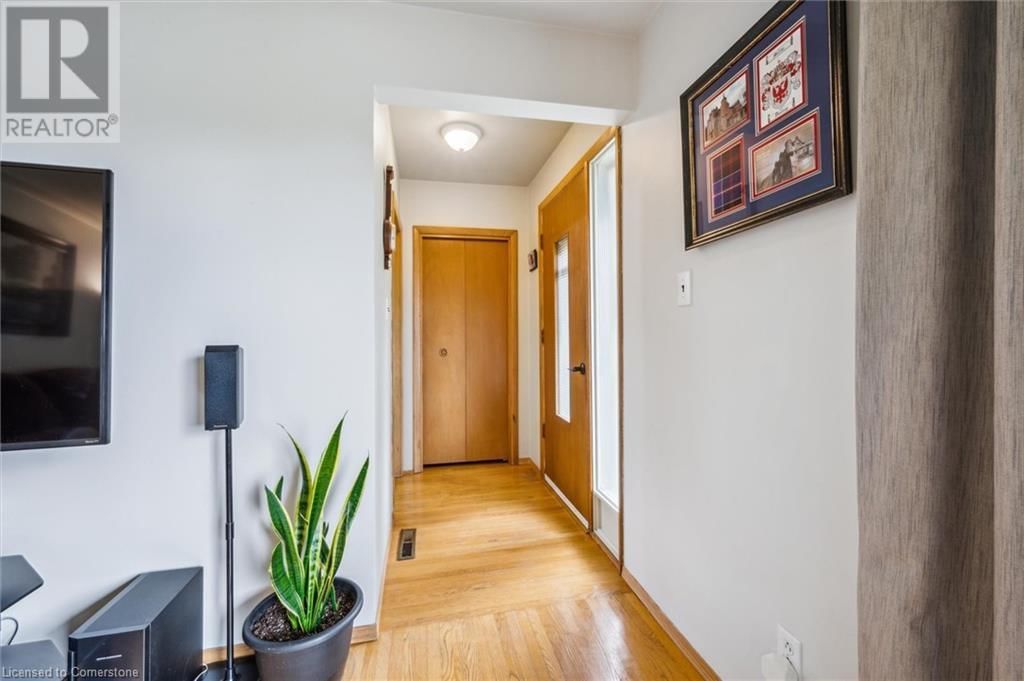176 SEKURA STREET Image 4