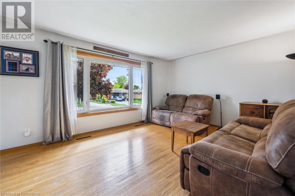 176 SEKURA STREET Image 7
