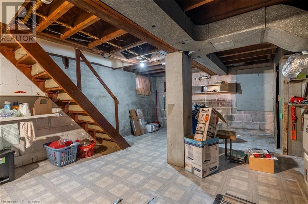 204 EMERALD STREET Image 35