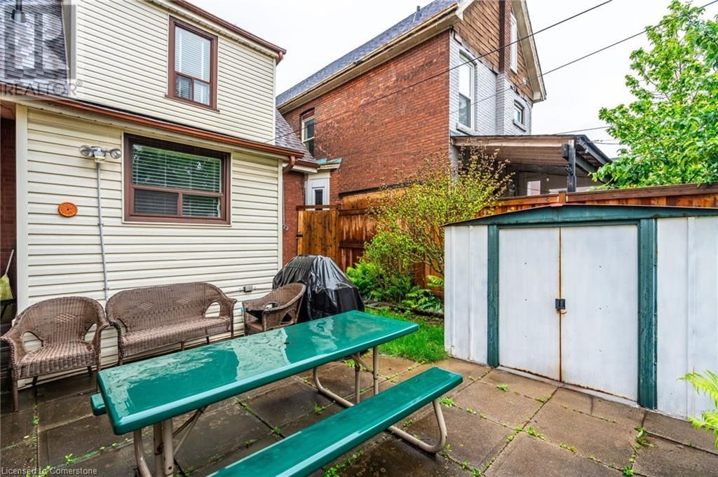 204 EMERALD STREET Image 38