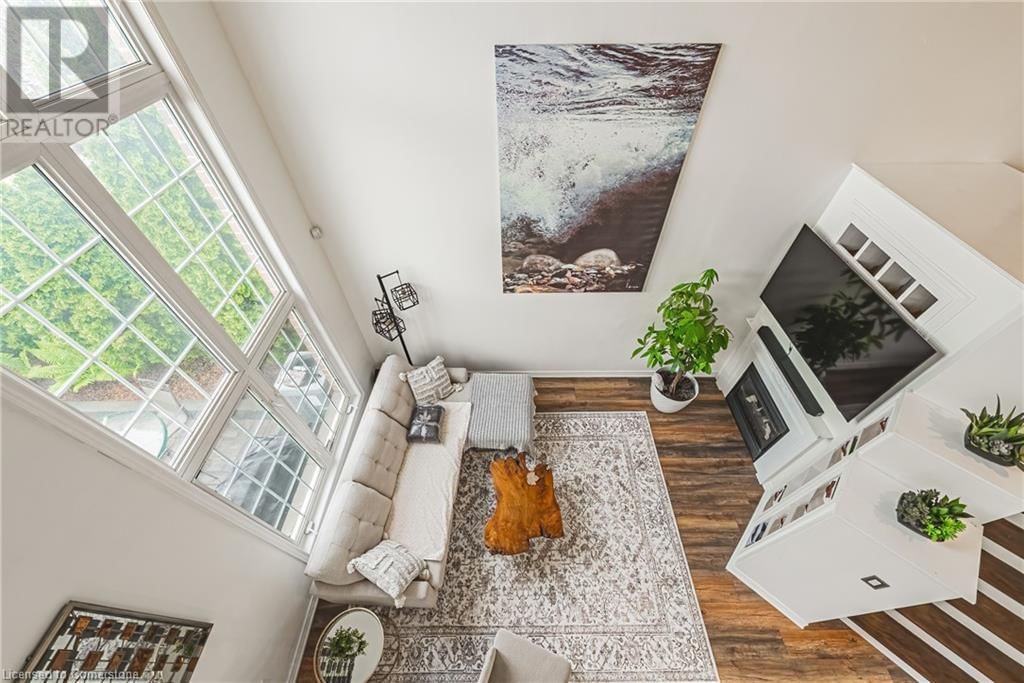 95 LIVINGSTONE DRIVE Image 21