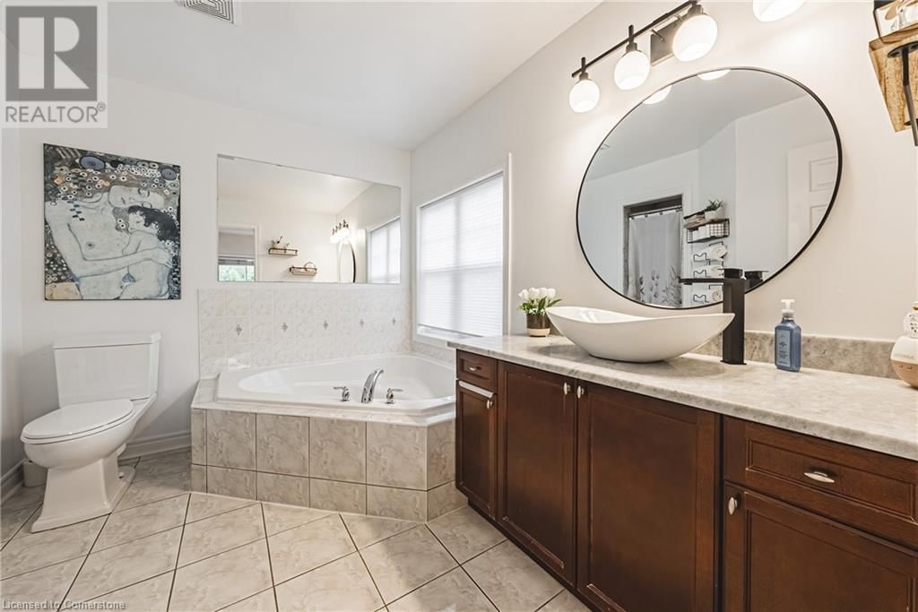95 LIVINGSTONE DRIVE Image 28