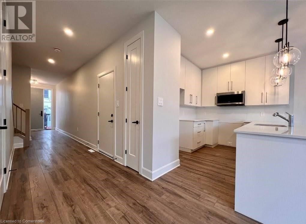 131 - 175 DOAN DRIVE Image 2