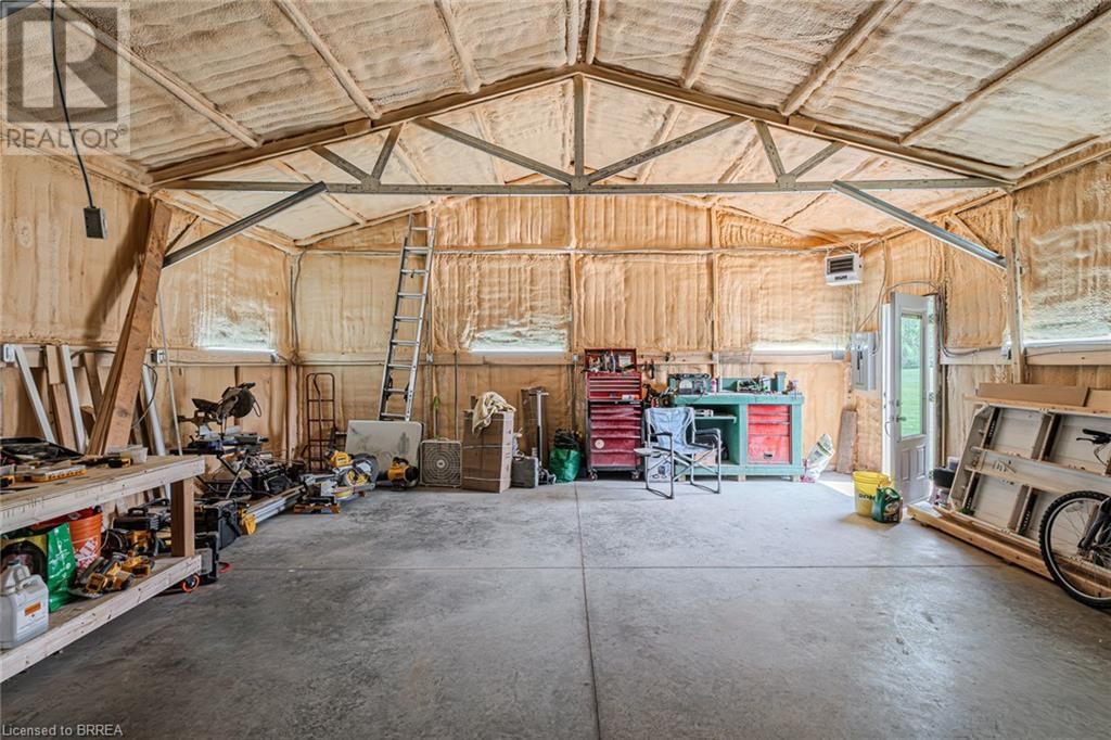 836 MOUNT PLEASANT ROAD Image 46