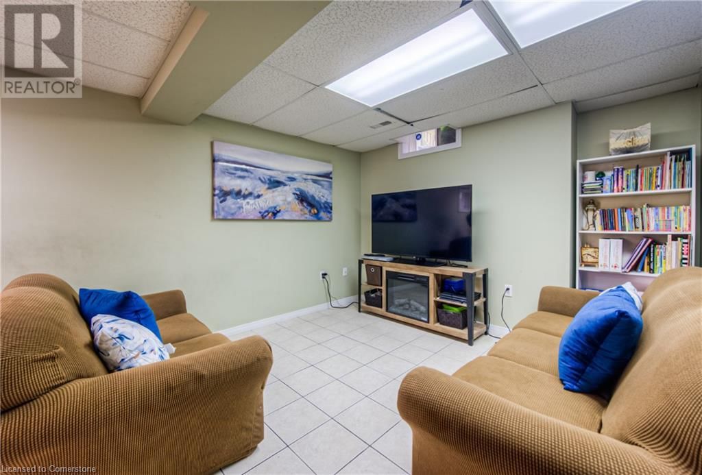 11 ANDERSON COURT Image 39
