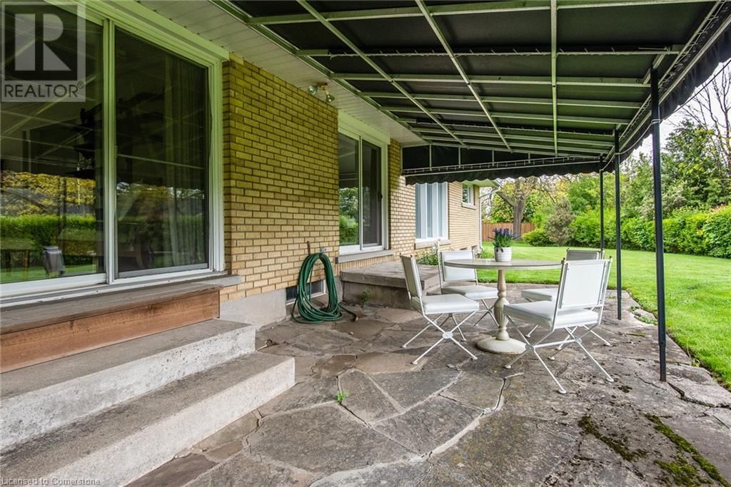 55 EVERGREEN CRESCENT Image 37