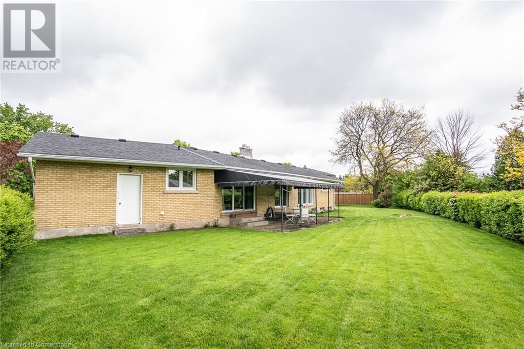 55 EVERGREEN CRESCENT Image 39