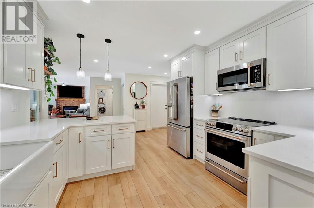 28 AUSTIN CRESCENT Image 12