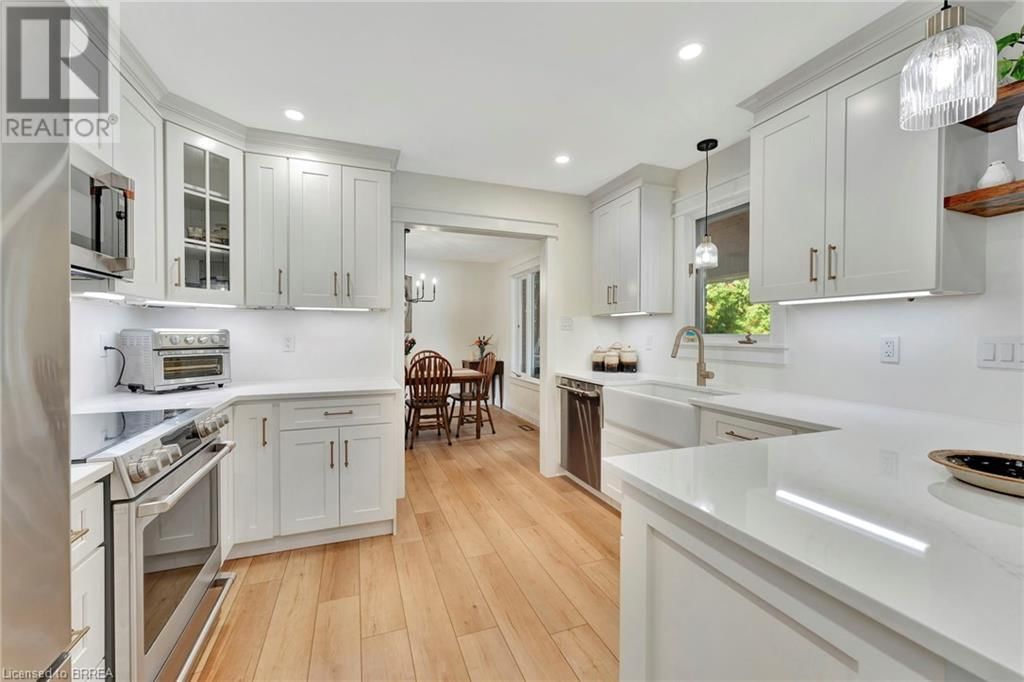 28 AUSTIN CRESCENT Image 13