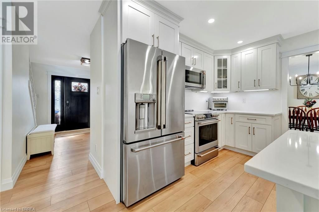 28 AUSTIN CRESCENT Image 15
