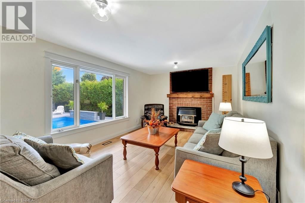 28 AUSTIN CRESCENT Image 19