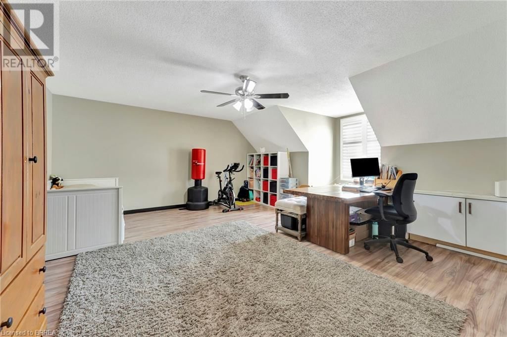 28 AUSTIN CRESCENT Image 31