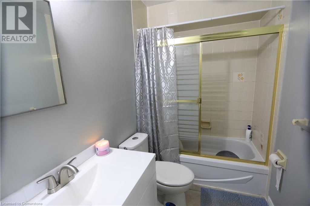 64 - 1096 JALNA BOULEVARD Image 15