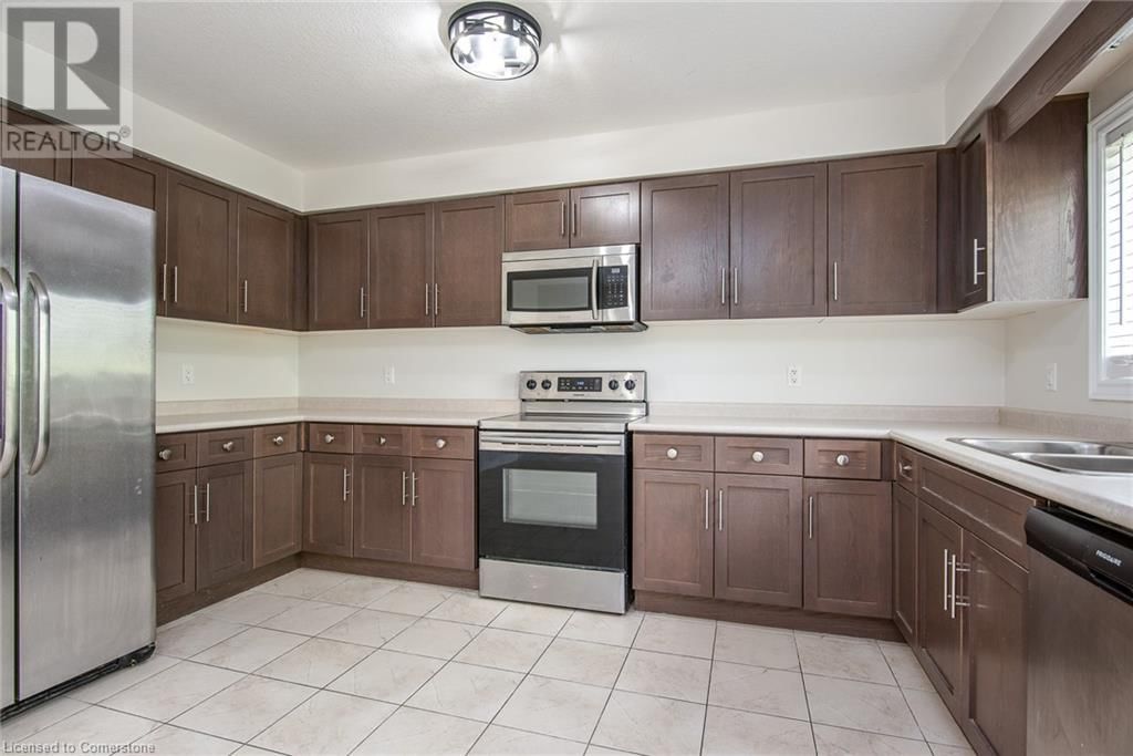 J-3 - 70 WILLOWRUN DRIVE Image 9