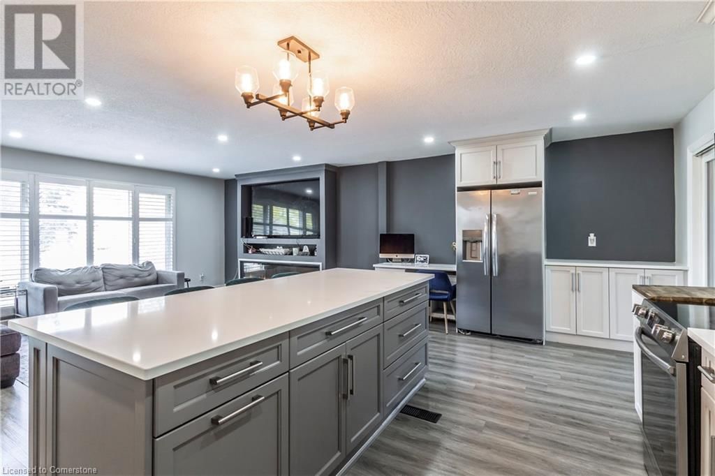 44 OAKHURST CRESCENT Image 12