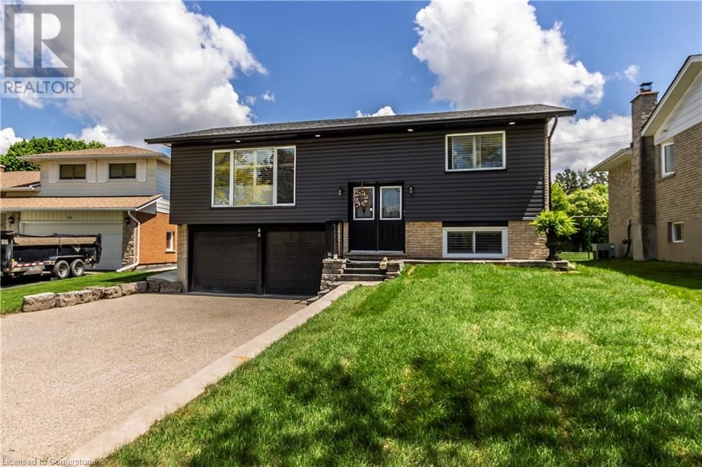 44 OAKHURST CRESCENT Image 2