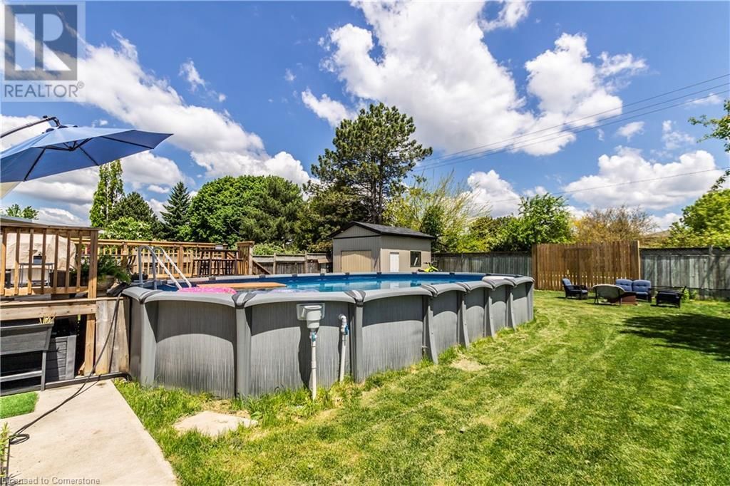 44 OAKHURST CRESCENT Image 38